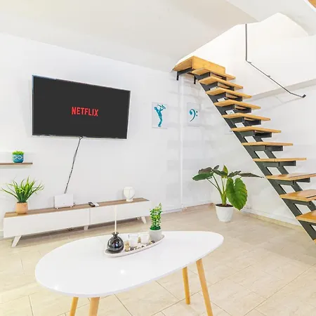 New Loft In The Heart Of City Center Iraklio Exterior foto