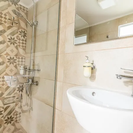 New Loft In The Heart Of City Center Iraklio Exterior foto