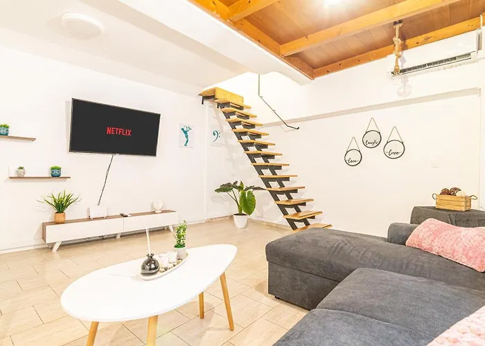 New Loft In The Heart Of City Center